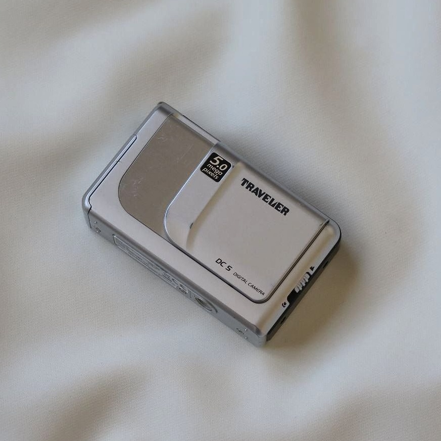 Traveler DC5 - تصویر کوچک 2 از 3 از سیلور کم