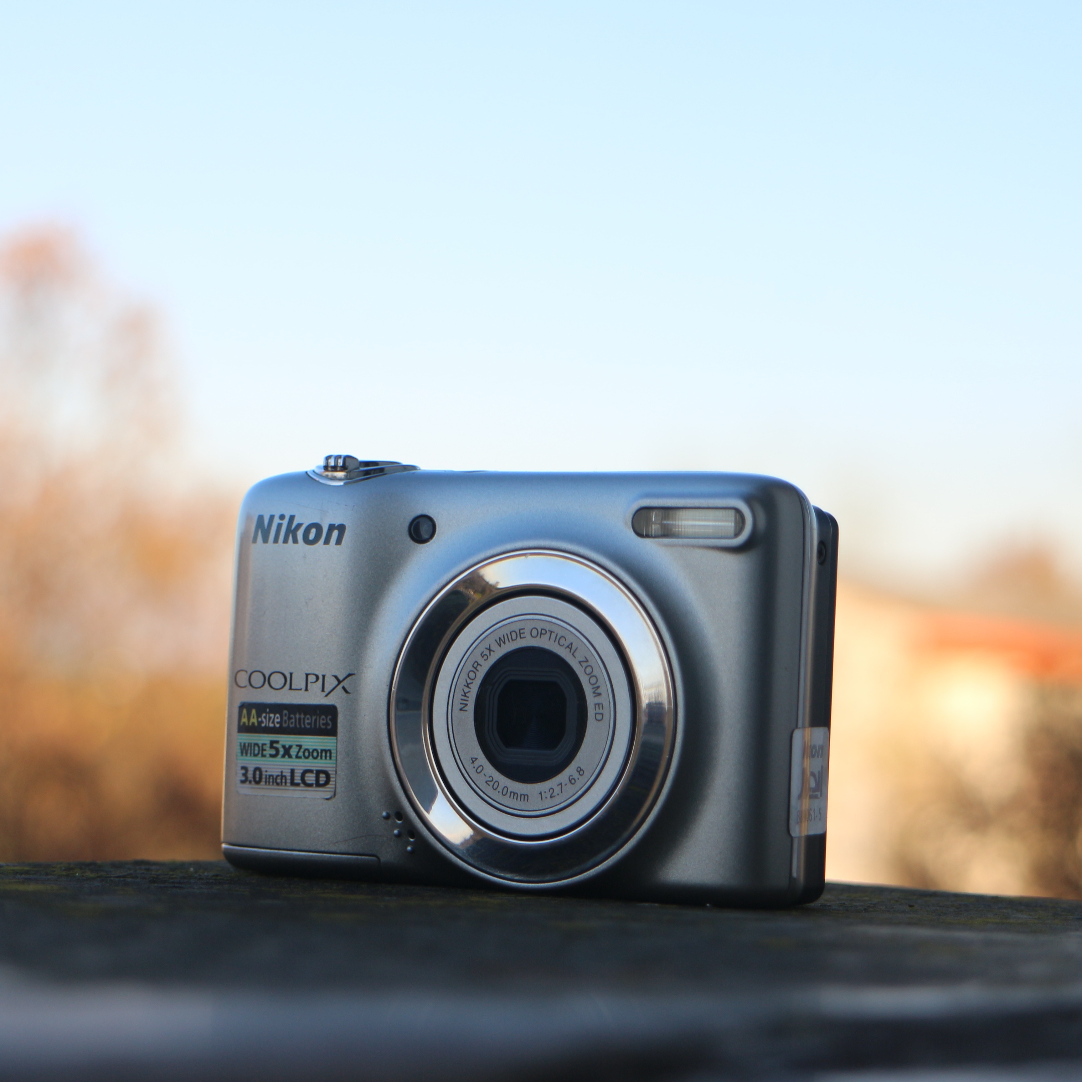 نیکون کولپیکس L25 - تصویر کوچک 2 از 3 از سیلور کم