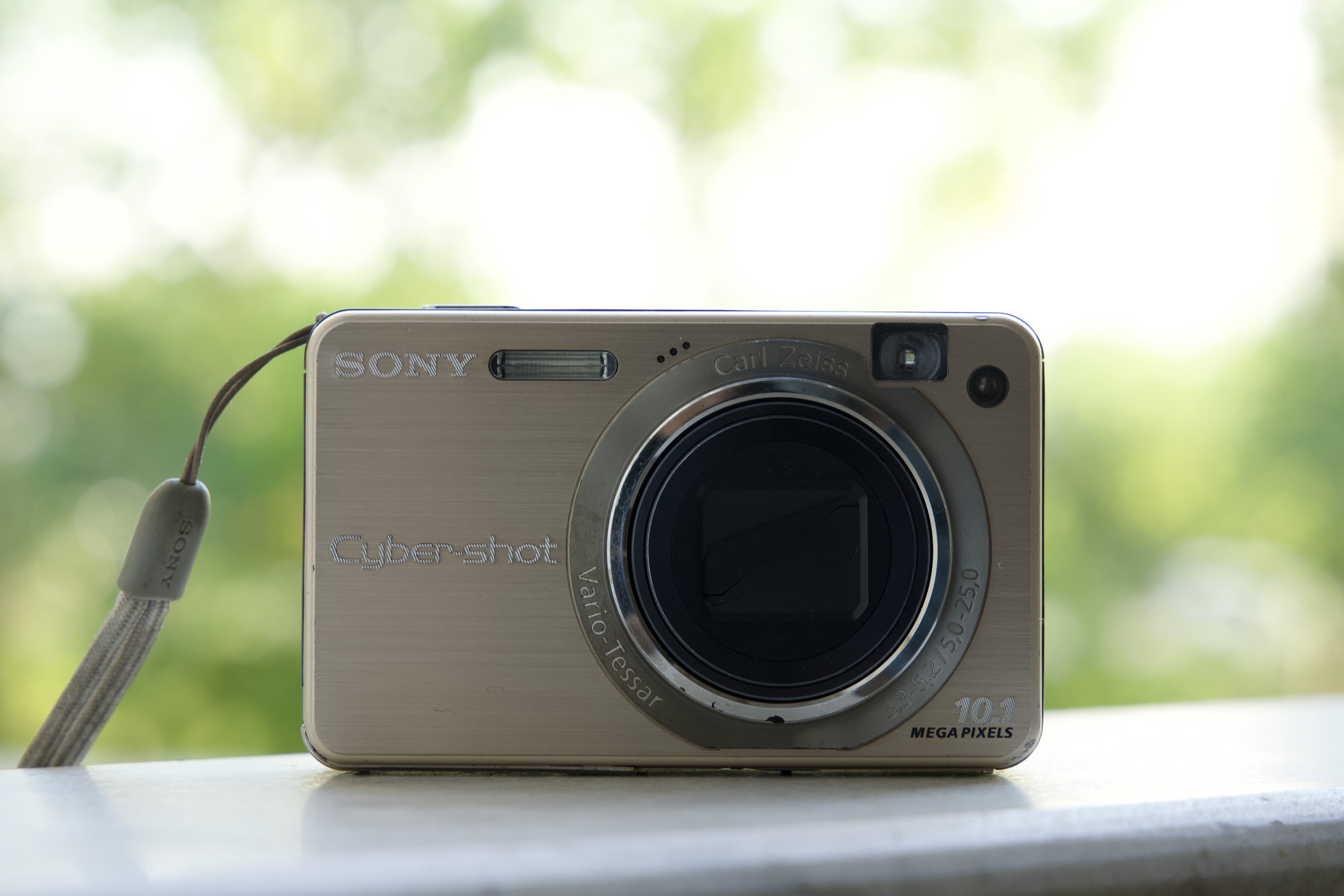 Sony Cyber-shot DSC-W170 - تصویر کوچک 2 از 4 از سیلور کم