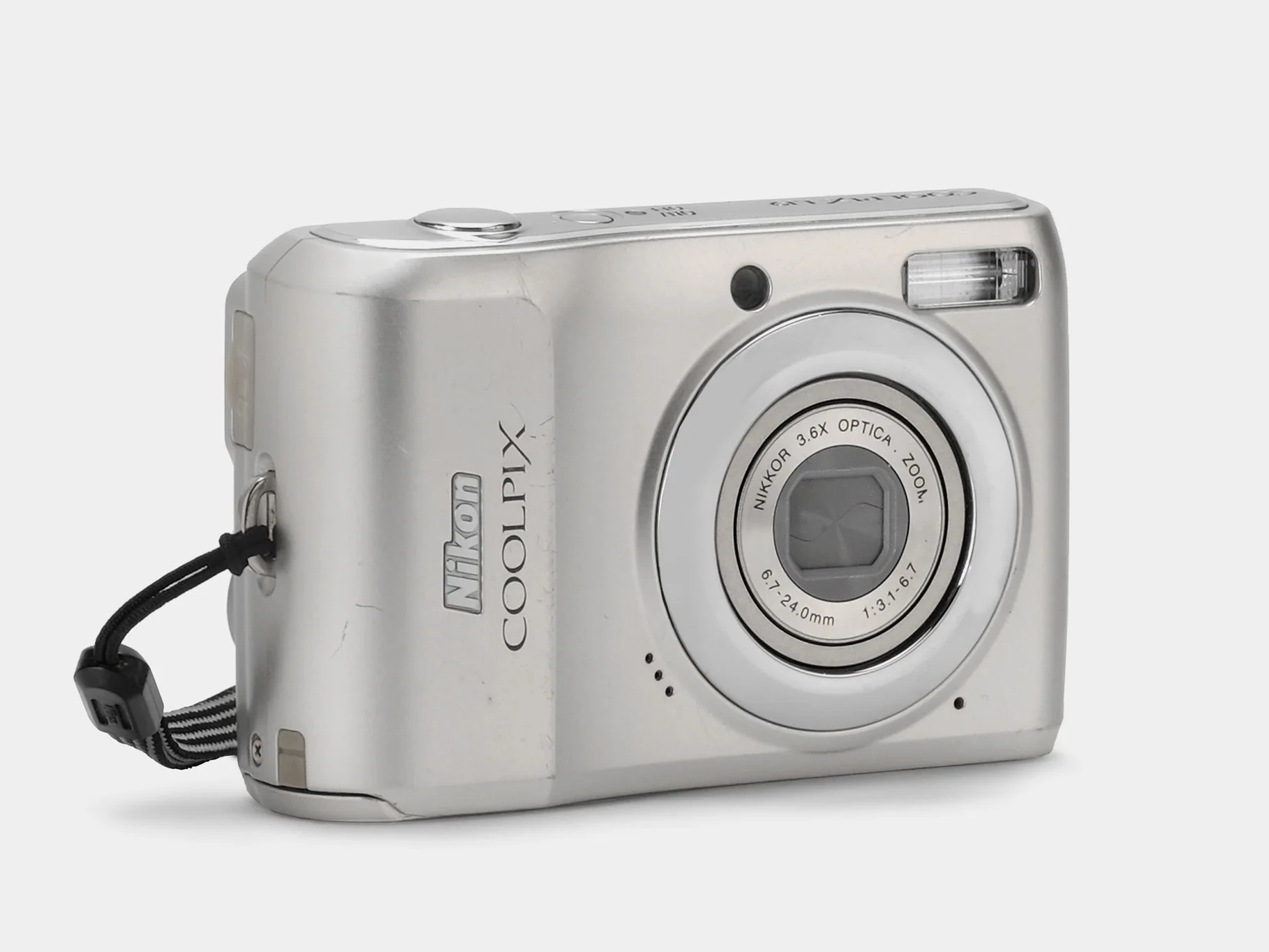 Nikon Coolpix L19 - تصویر کوچک 2 از 4 از سیلور کم