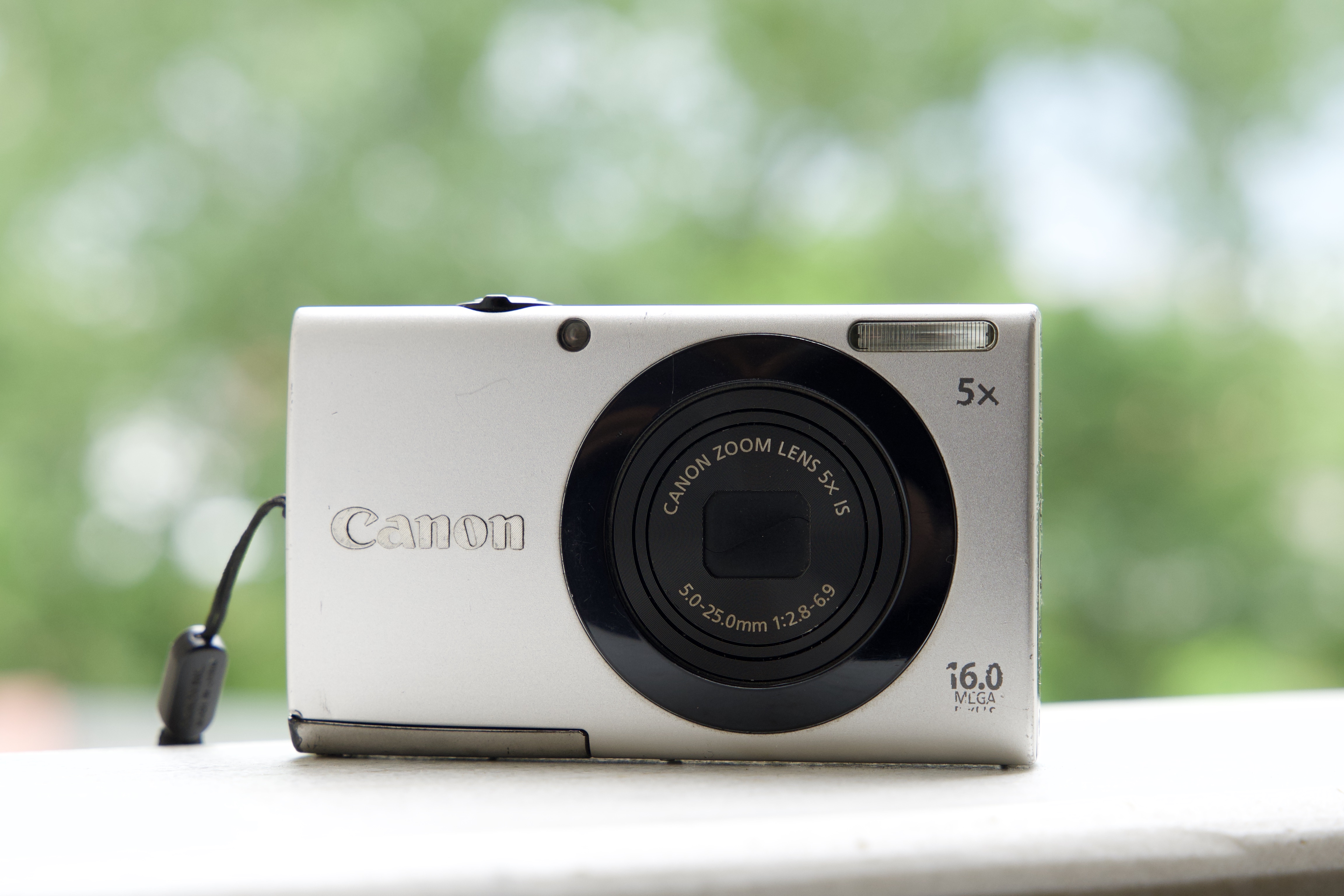 Canon PowerShot A3400 IS - تصویر کوچک 2 از 3 از سیلور کم