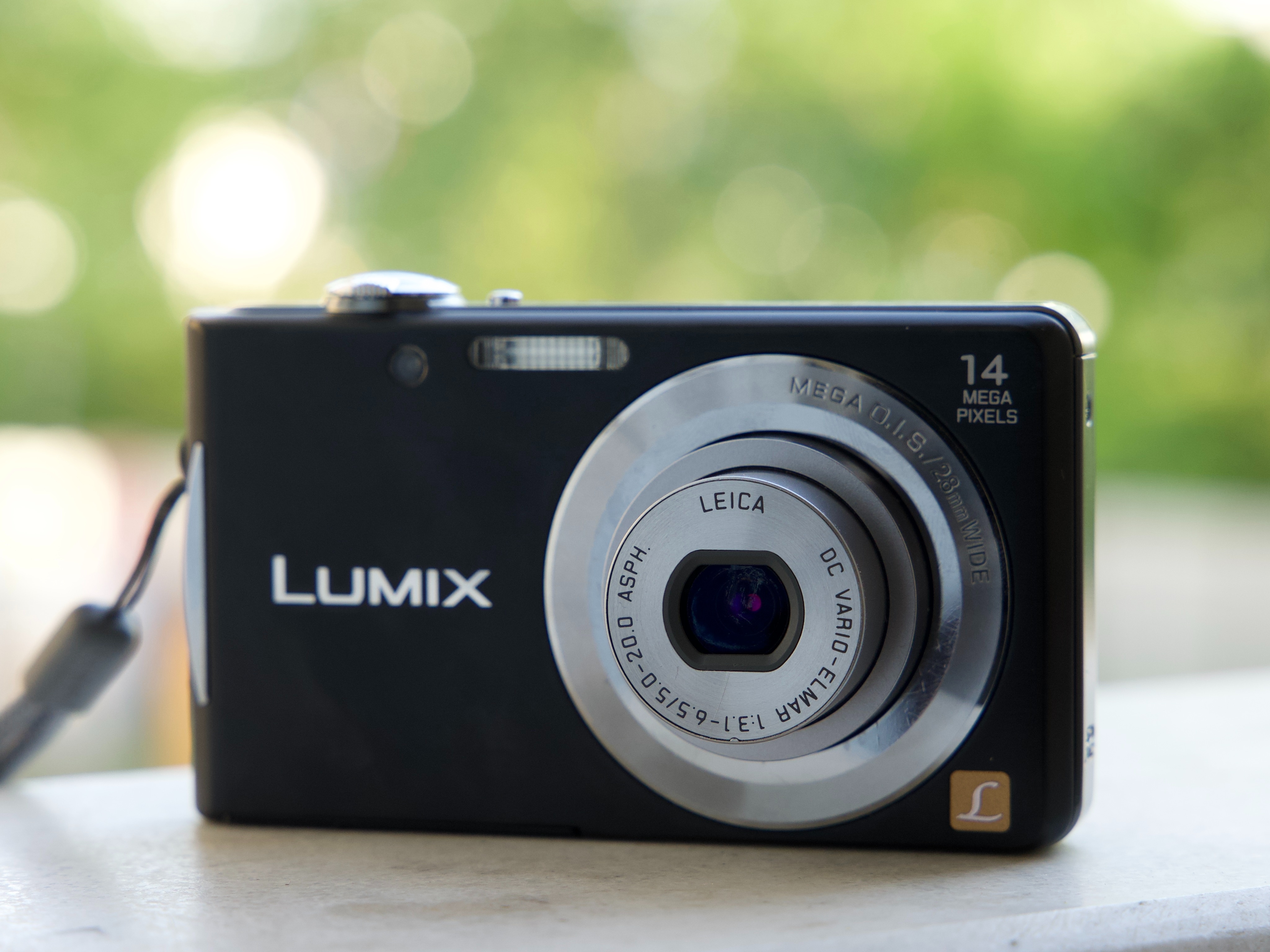 Lumix FH2 - Panasonic از سیلور کم در وضعیت good