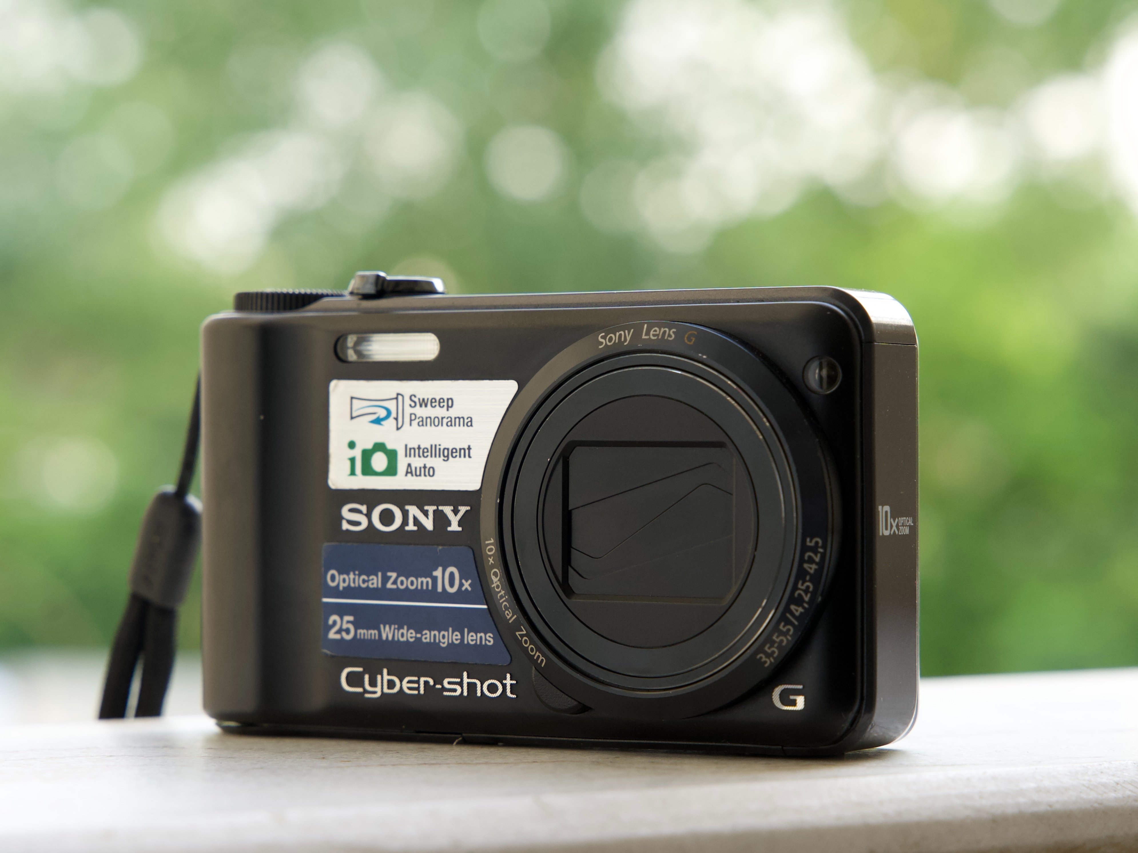 Sony CyberShot H55 - تصویر کوچک 2 از 3 از سیلور کم