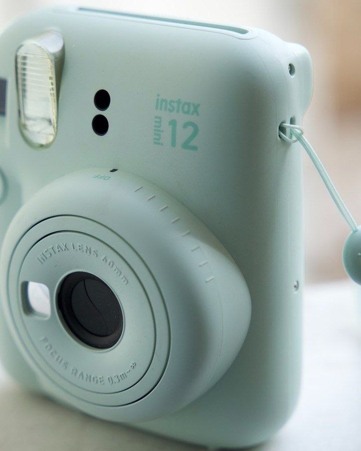 Fujifilm Instax Mini 12 - Thumbnail 3 of 3