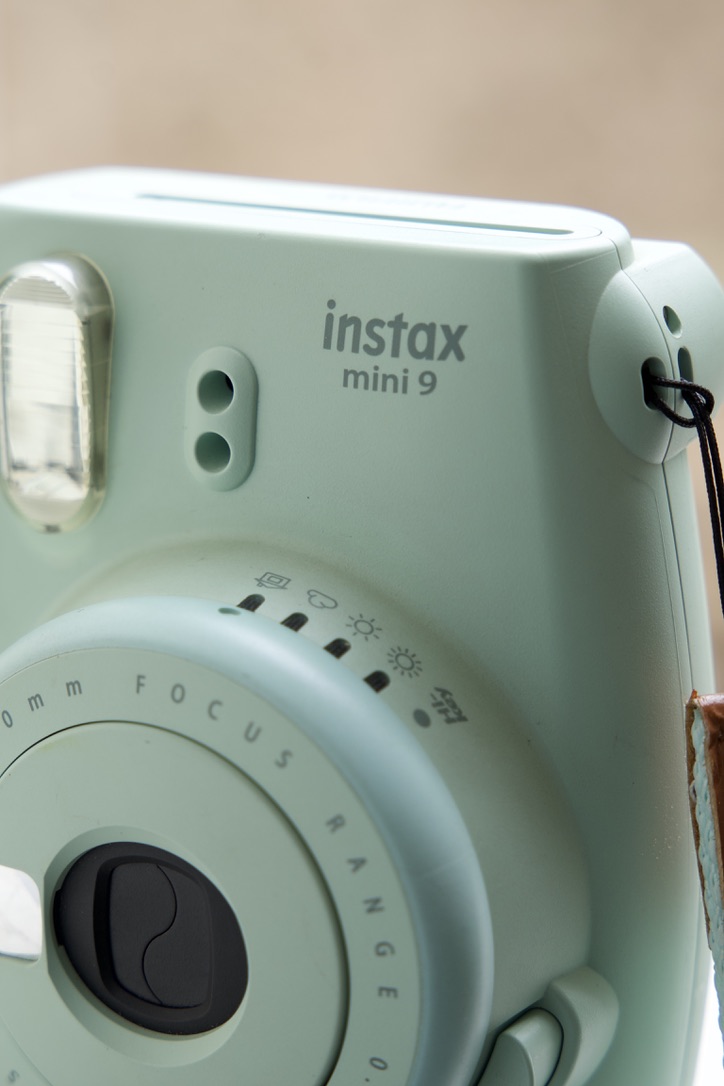 Fujifilm Instax Mini 9 - تصویر کوچک 2 از 4 از سیلور کم