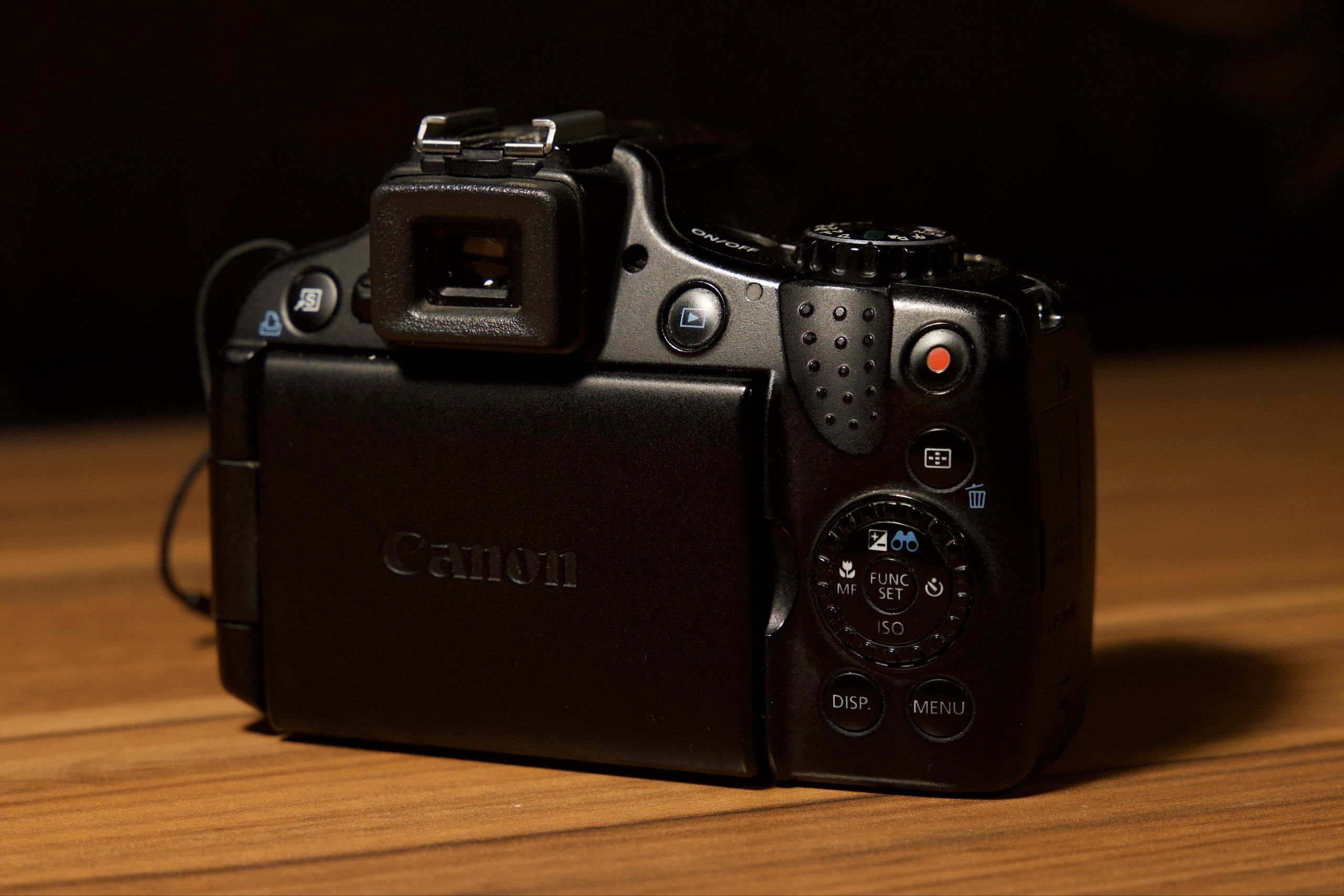 Canon SX50 HS - Thumbnail 2 of 5