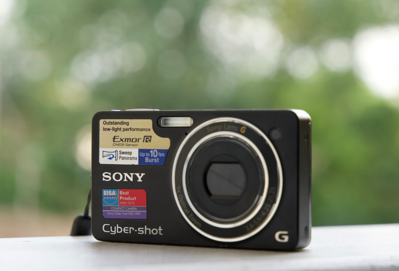 Sony Cybershot DSC Wx1 - تصویر کوچک 2 از 3 از سیلور کم