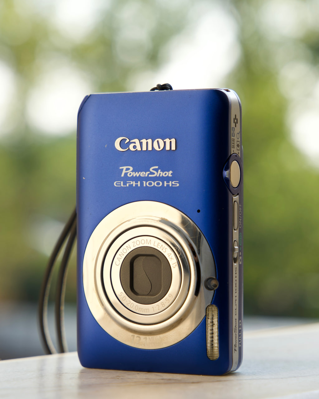Canon PowerShot ELPH 100 HS - Main product image 1 of 5