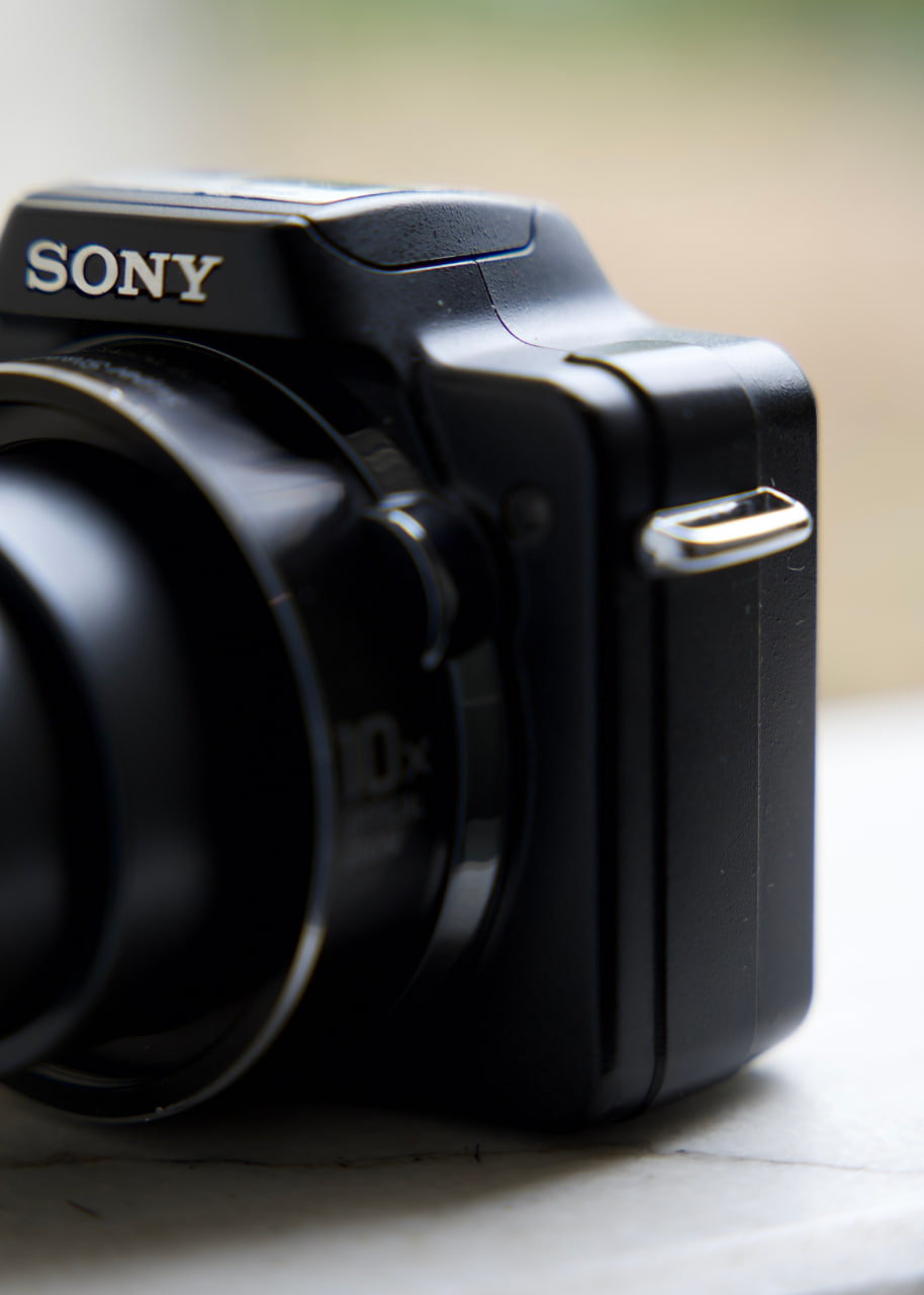 Sony H10 - تصویر کوچک 3 از 4 از سیلور کم