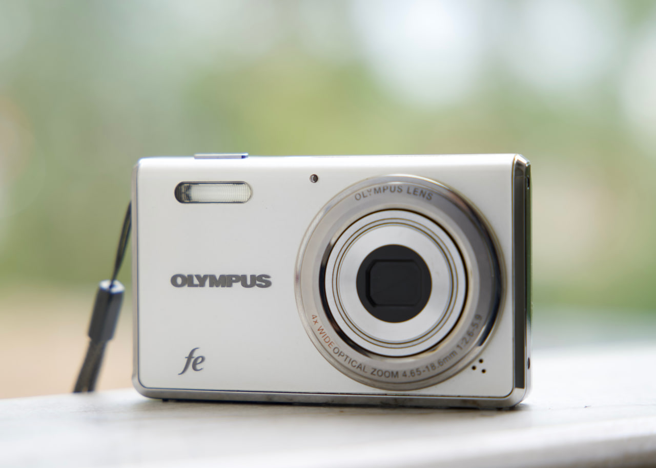 Olympus FE-4000 - تصویر کوچک 2 از 4 از سیلور کم